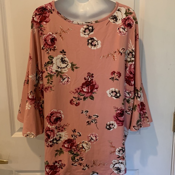 Floral Blouse - Picture 7 of 7